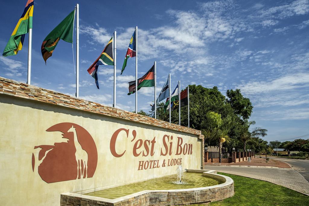 Cest Si Bon Hotel Otjiwarongo Extérieur photo