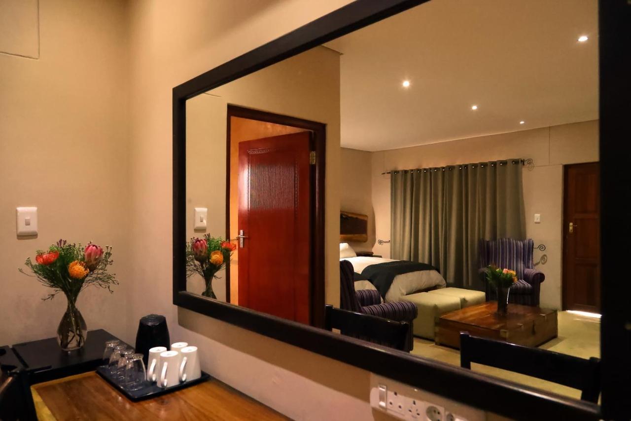 Cest Si Bon Hotel Otjiwarongo Extérieur photo